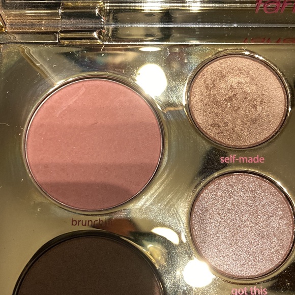 Tarte Busy Gal Goals Eyeshadow Blush Makeup Palette - Picture 5 of 7